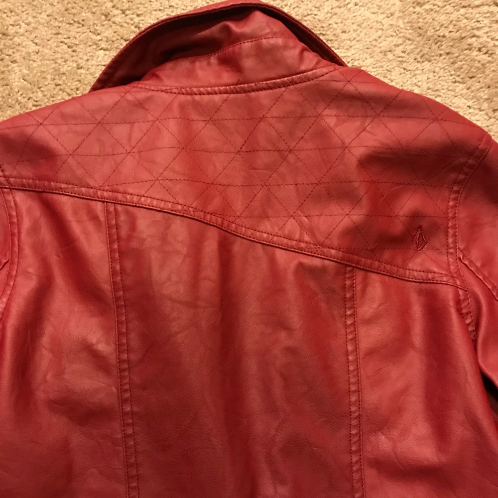 Red Pleather Volcom Jacket - XS - Picture 3 of 5